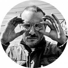 Portrait Flynt artiste ayant collaboré avec le graphiste musical Loseou