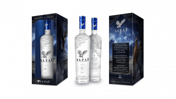 Packaging produit premium sur-mesure avec coffret et bouteille – design packaging luxe par directeur artistique