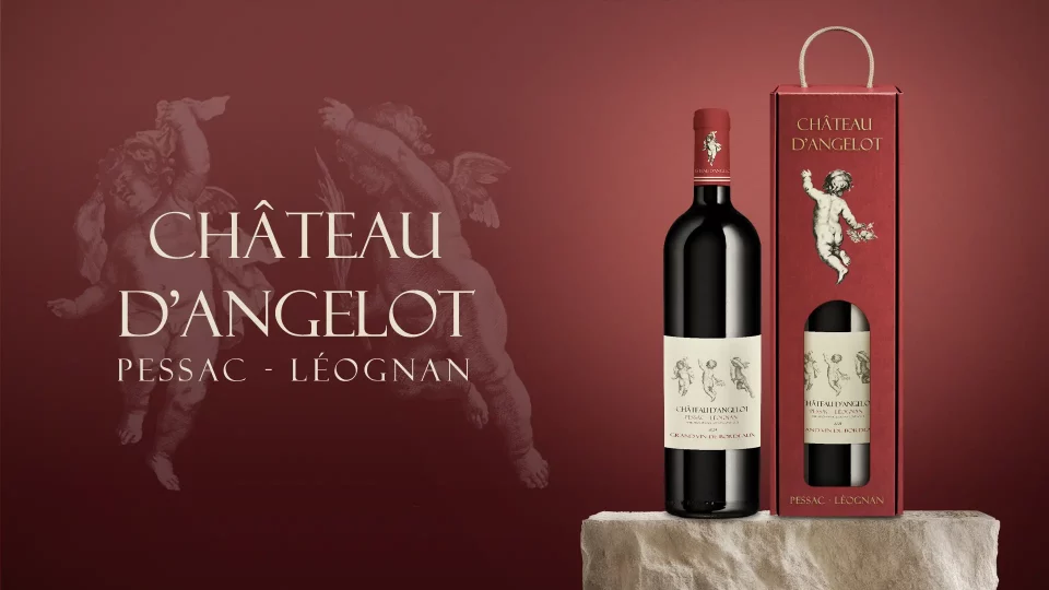 Conception graphique et design premium de bouteille pour Château Angelot, expert en identité visuelle pour les vins de Bordeaux.